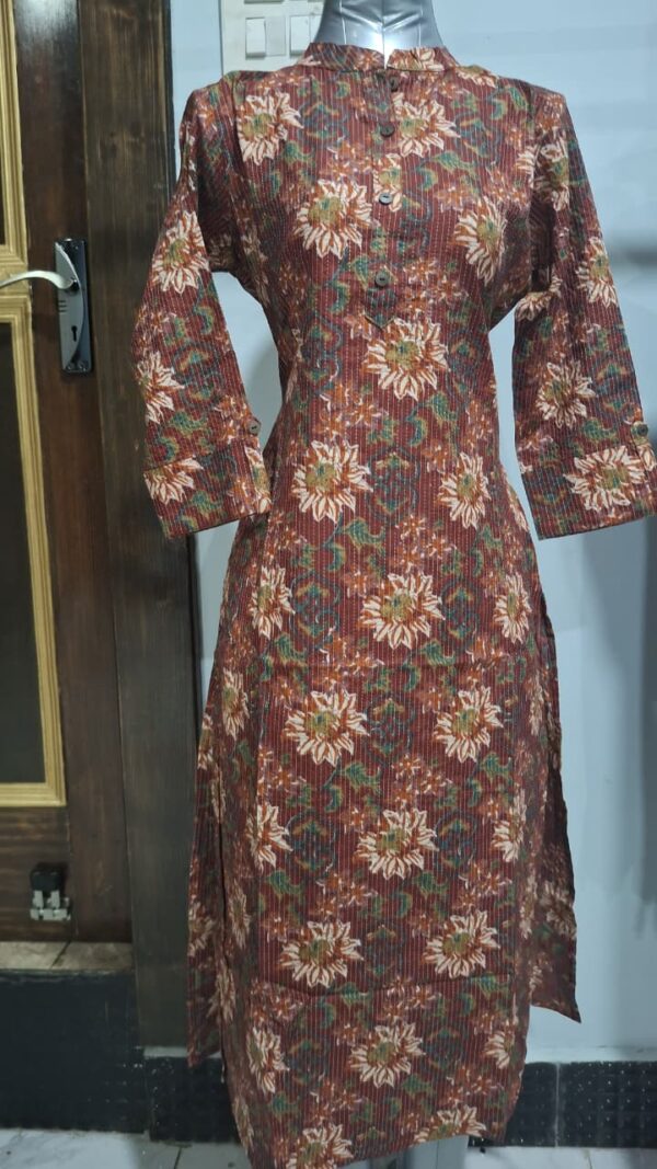 Women deep reddish-brown Cotton Kurti