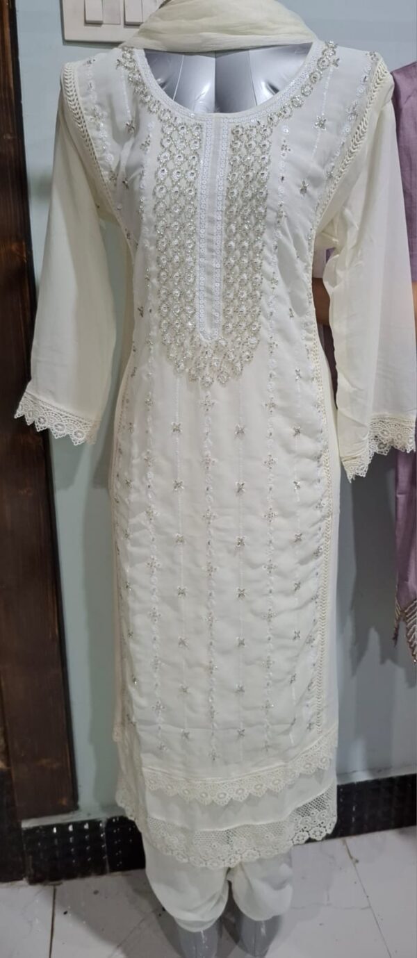 Women Off-White Georgette full 3-pc Suit Set