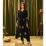 Women🖤ྀིྀིBlack Silk 3-Pc Suit Set with Linning⭐